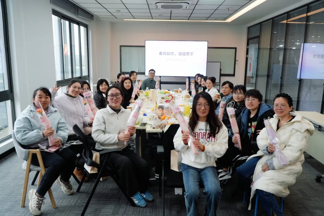 安益谱女神节茶话会|茶暖安益心,致敬每一位发光的她(图6) 安益谱女神节茶话会|茶暖安益心,致敬每一位发光的她(图6)